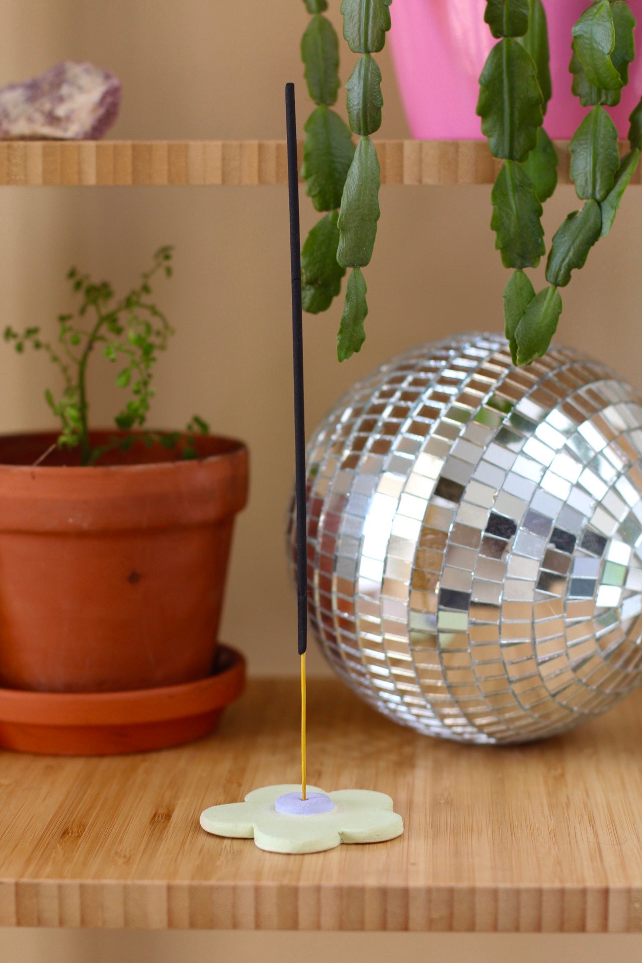 Daisy Incense Holder- Lilac